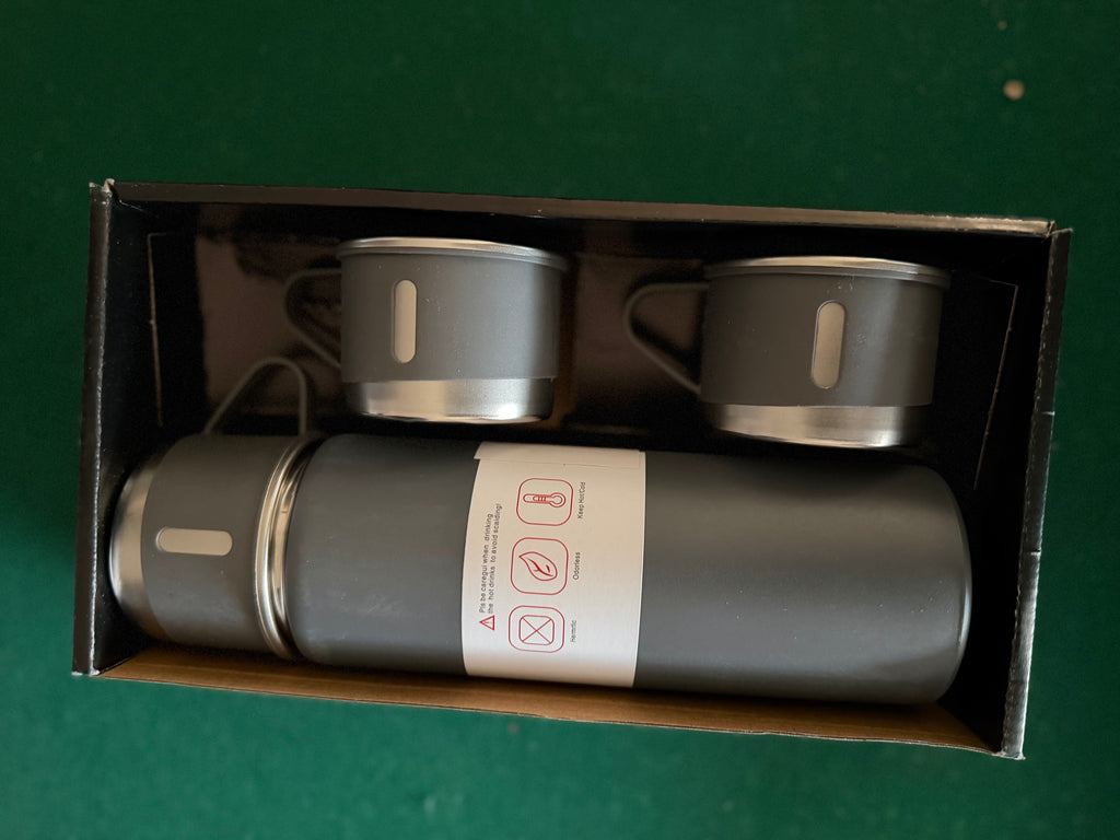 500 ml Stainless Steel Vacuum Flask Gift  Set  with 2 Cups